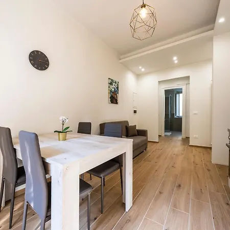 Διαμέρισμα Moderno In Centro Citta *